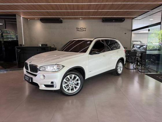 BMW X5 3.0 4X4 30D I6 TURBO DIESEL 4P AUTOMÁTICO BMW X5 3.0 4X4 30D I6 TURBO DIESEL 4P AUTOMÁTICO